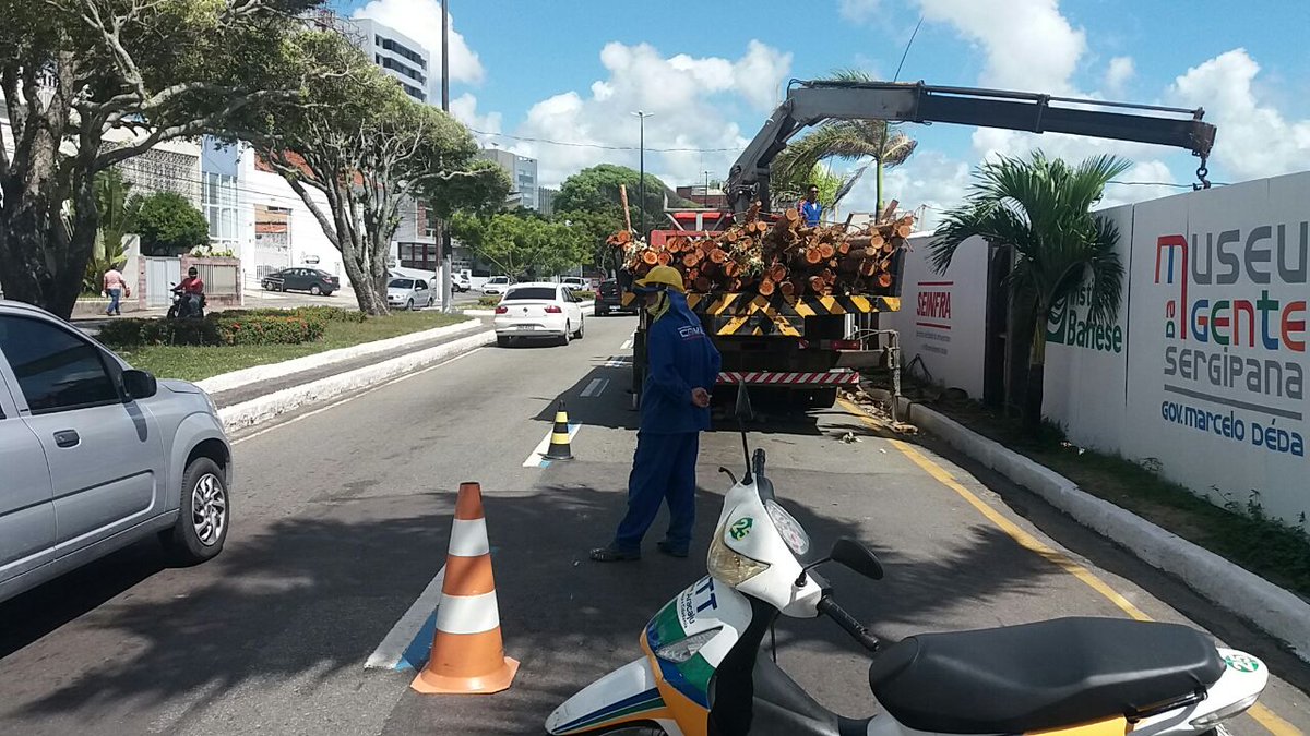 Obra deixará trânsito em meia pista na avenida Ivo do Prado a partir do dia 4 - SMTT Aracaju